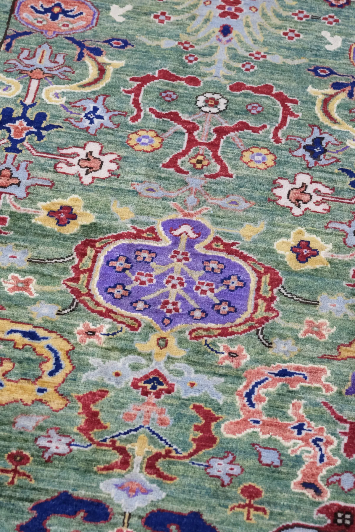 Afgan Halı  %100 Saf Yün  1.80x.1.23= 2.21m2  35x40 ilmek